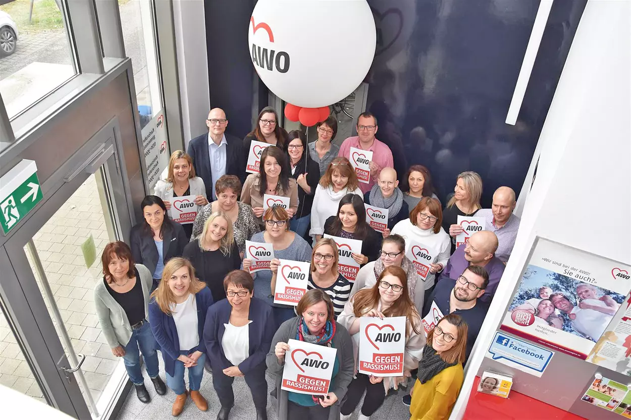 Gruppenfoto von den AWO rASSISMUS