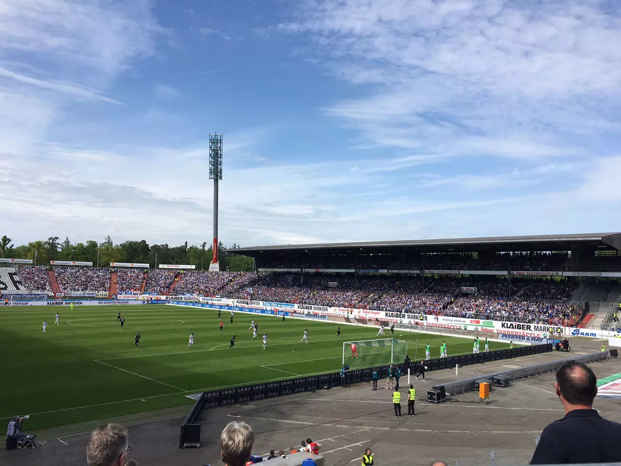 Bild vom Fußballstadion des KSC.