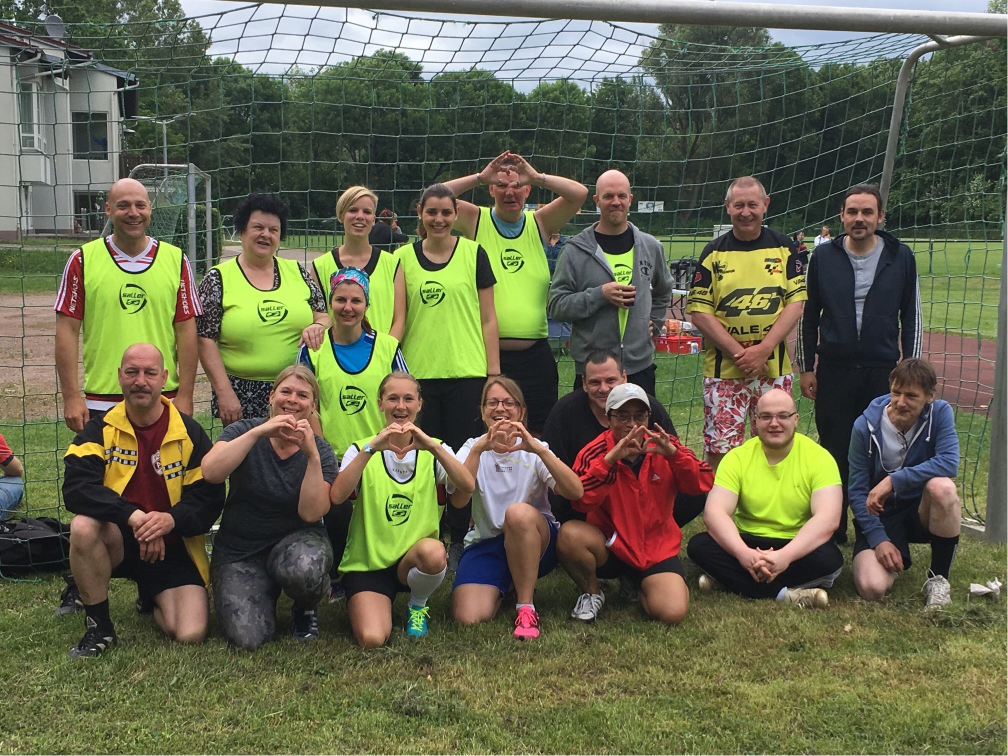 Gruppenbild Wohnungslosenhilfe AWO Ka 2019