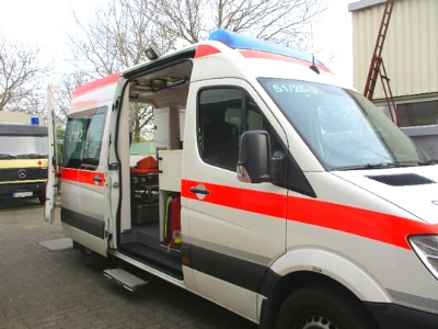 Kita SieKids erkundet DRK Krankenwagen Vorschau AWO Karlsruhe