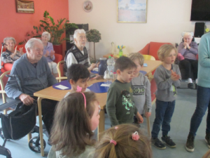 Kita Der Kleine Prinz zu Besuch im Seniorenzentrum Hagsfeld AWO Karlsruhe