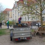 Kita Klinikzwerge Gartenprojekt Anhaenger verpixelt AWO Karlsruhe