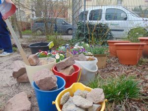 Neue Insektenecke in der Kita Klinikzwerge 1 AWO Karlsruhe