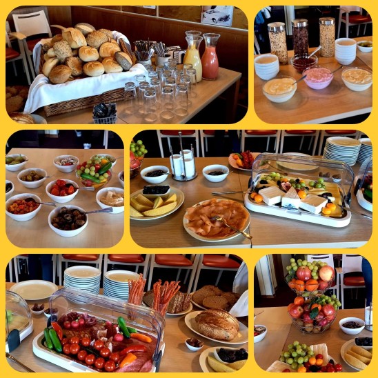 Umfangreiches Frühstücksbuffet im AWO Haus am Blumentor mit Brot, Obst, Gemüse, Käse, Aufschnitt, Aufstrichen und Getränken.